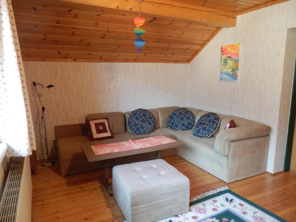 Ferienhaus Maier Apartment Lind Стая снимка