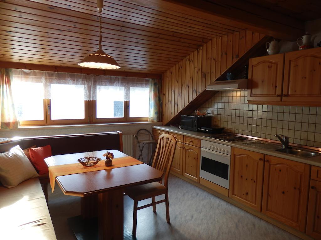 Ferienhaus Maier Apartment Lind Стая снимка