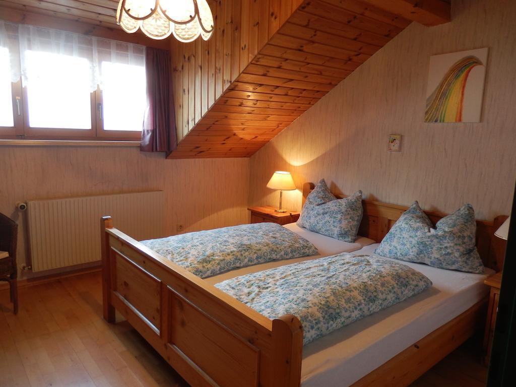 Ferienhaus Maier Apartment Lind Стая снимка
